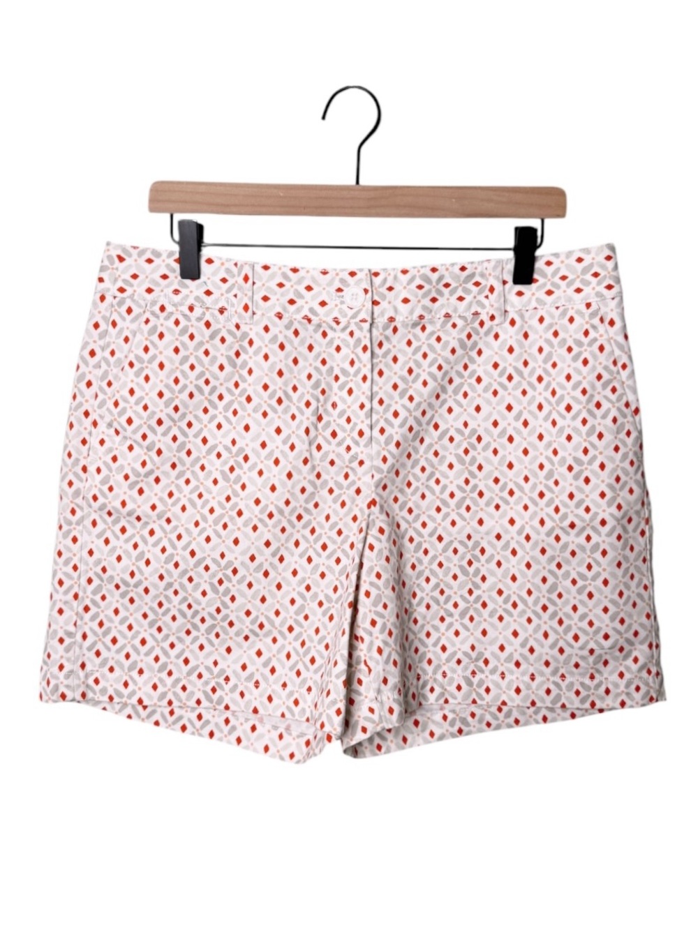 NWT Loft 6” Short‎ Shorts White Red Grey Diamond Flower Pattern Women’s Size 10
